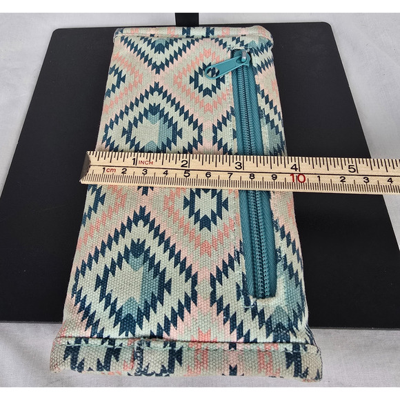 Kavu Tri-Fold Wallet Cotton Pink White Blue Geo Aztec - Picture 12 of 13